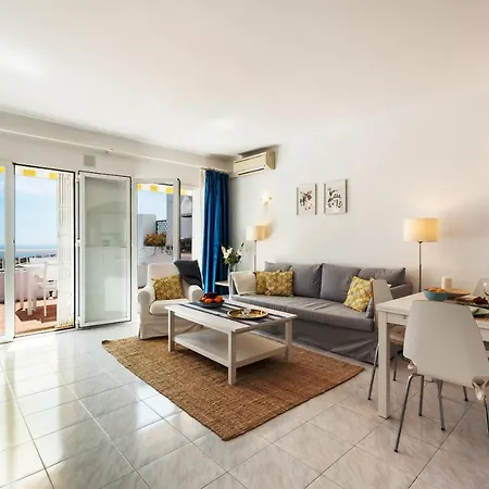 Paraiso Vistas, - R9714 *